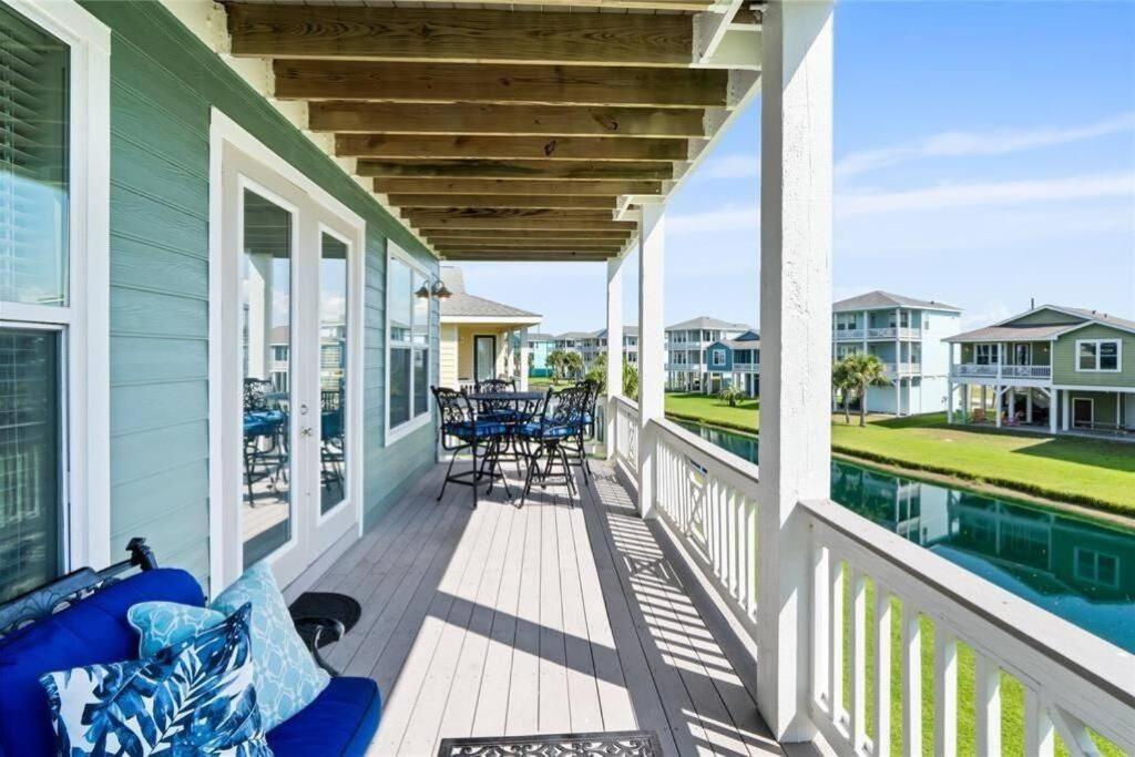 Ocean View House At Pointe West Villa Galveston Exterior photo