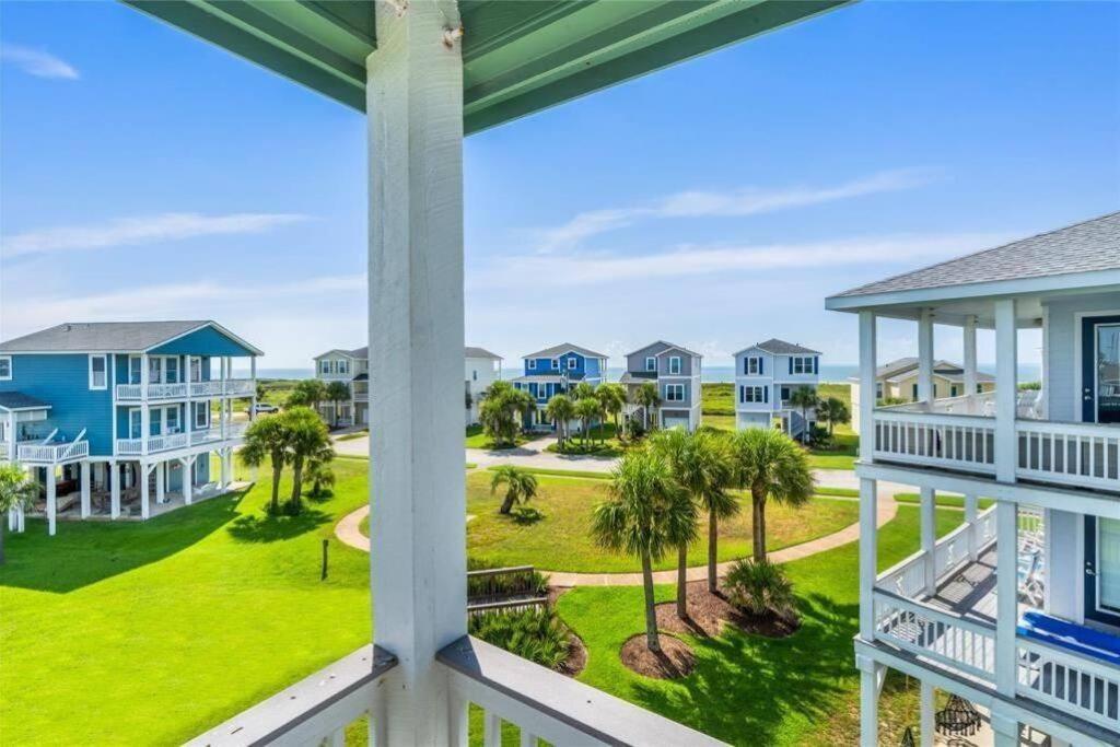 Ocean View House At Pointe West Villa Galveston Exterior photo